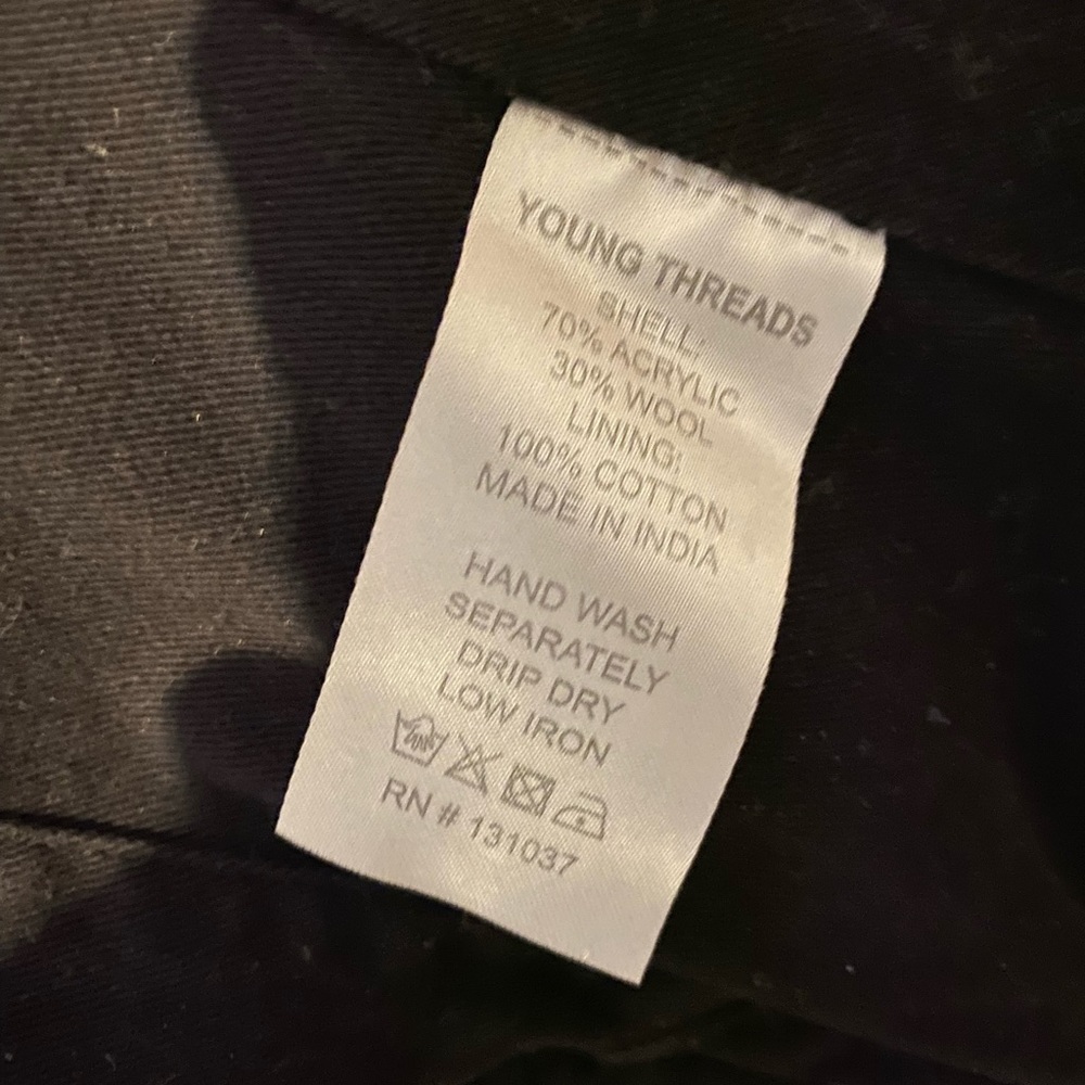 Jacket size medium - Picture 7 of 7